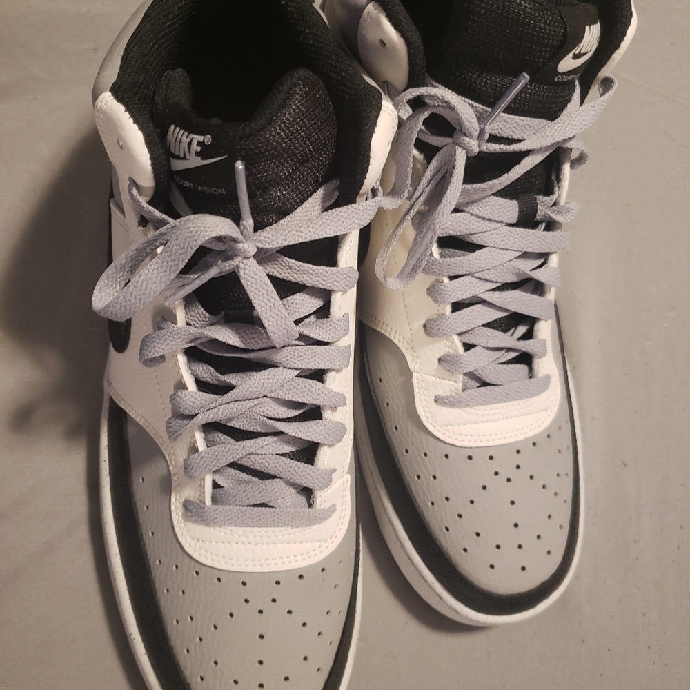 Nike Court hightop